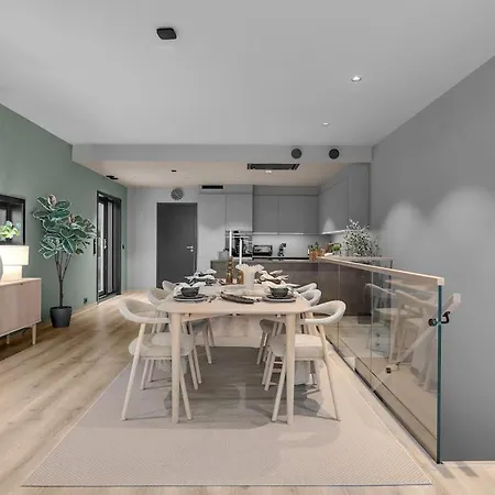 דירה Large, Modern With Amazing Views And Heated Indoor Garage