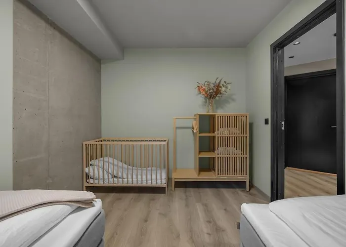 Large, Modern With Amazing Views And Heated Indoor Garage * Tromsø